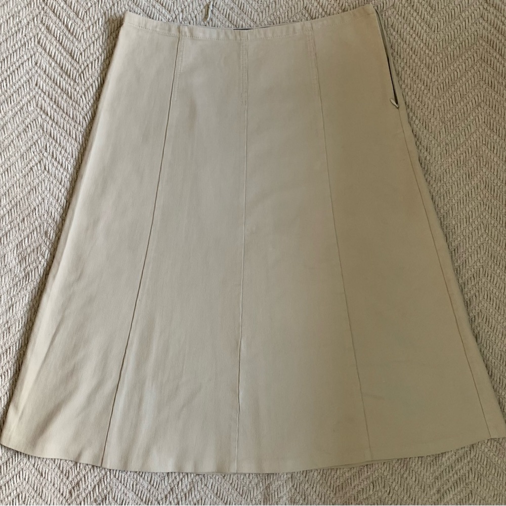 LIZ CLAIBORNE | 10 | tan flared skirt, 100% cotton